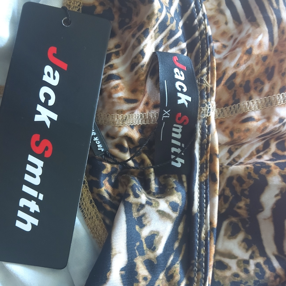 Jack Smith yoga shorts - Picture 9 of 11